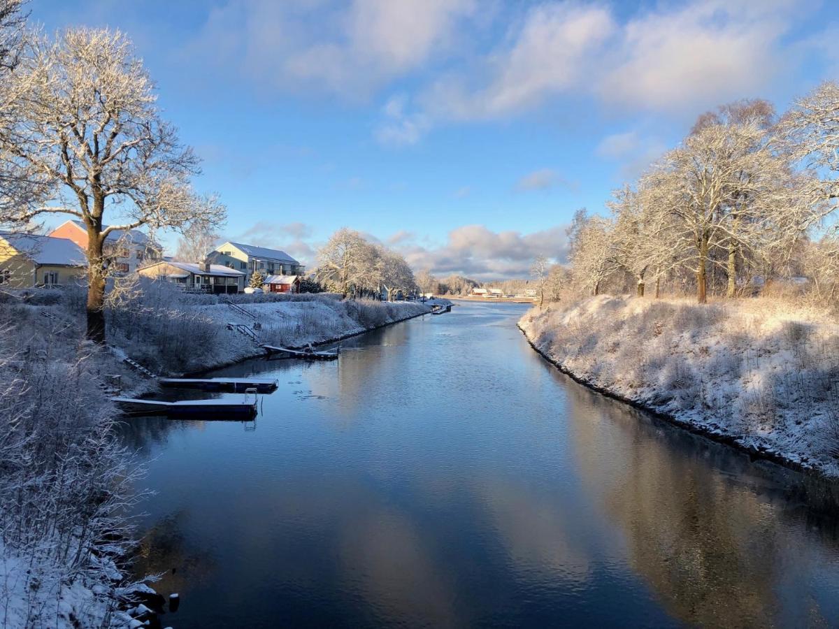 Pensionat Kanalvillan Vaddo Buitenkant foto