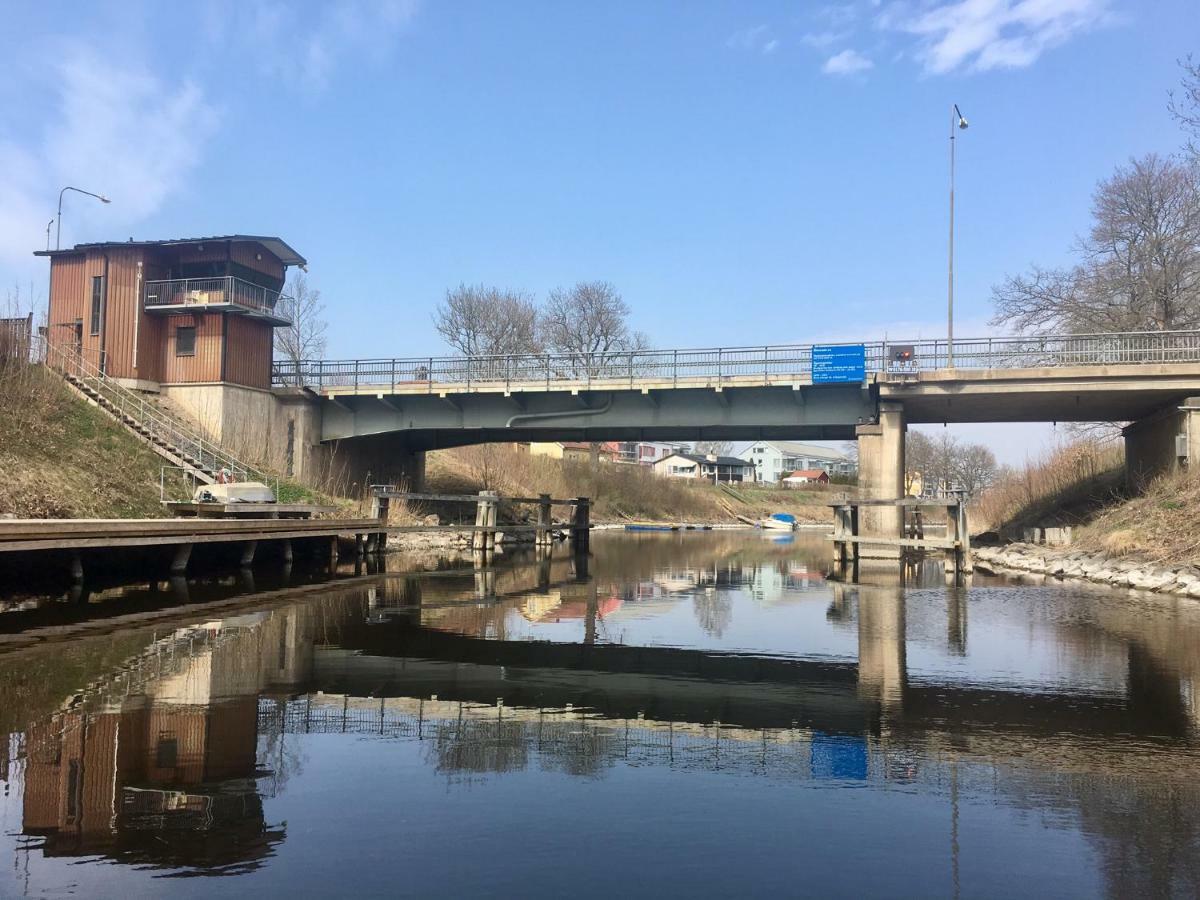 Pensionat Kanalvillan Vaddo Buitenkant foto