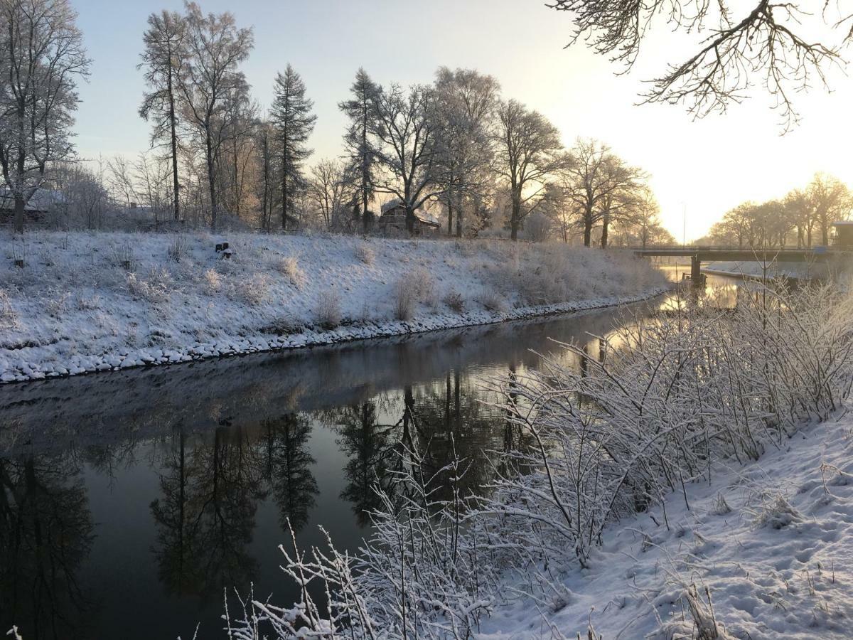 Pensionat Kanalvillan Vaddo Buitenkant foto